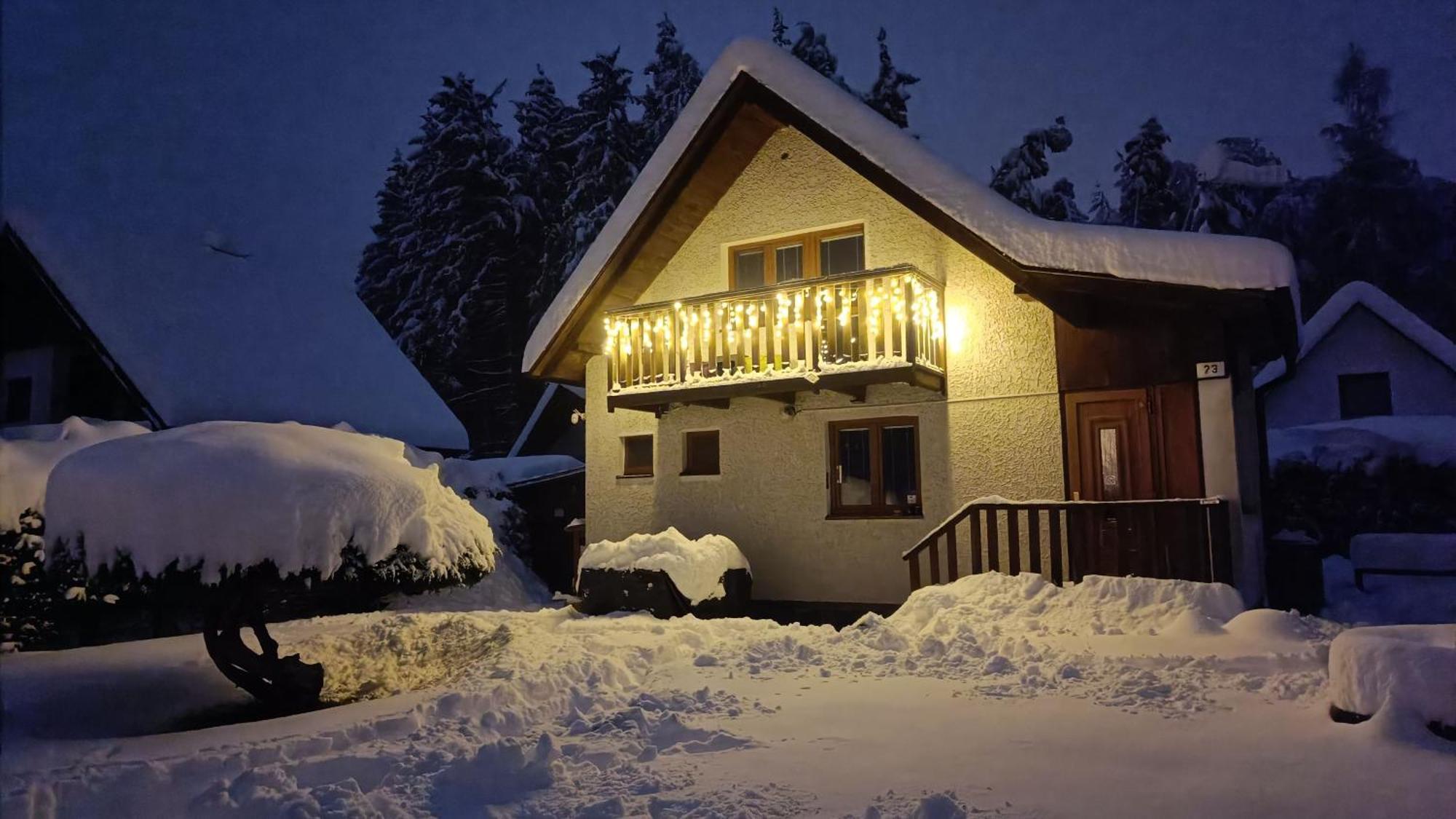 Chata Marecek - V Lesni Osade U Reky Luznice Skalice Exterior photo